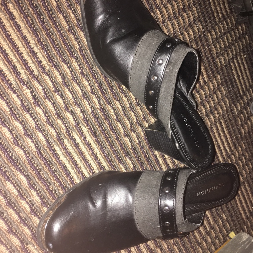Clogs